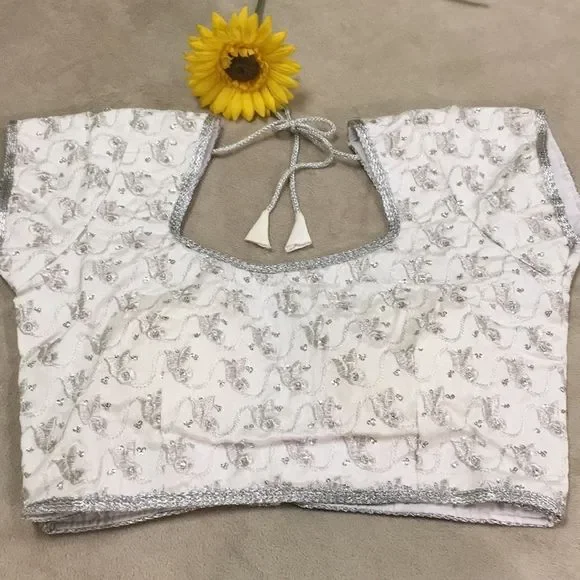 Black and white shimmer net heavy work saree - Picture 7 of 7